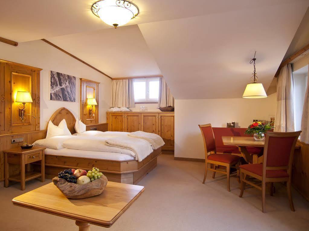 Anthony'S Alpin Hotel Garni Lech Extérieur photo